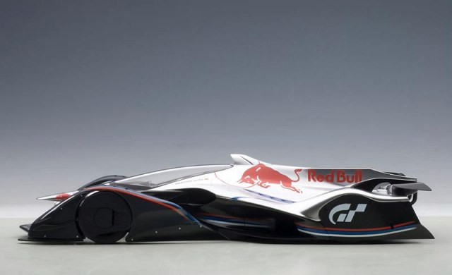 AUTOart 1:18 Gran Turismo Red Bull X2014 Fan Car Hyper Silver